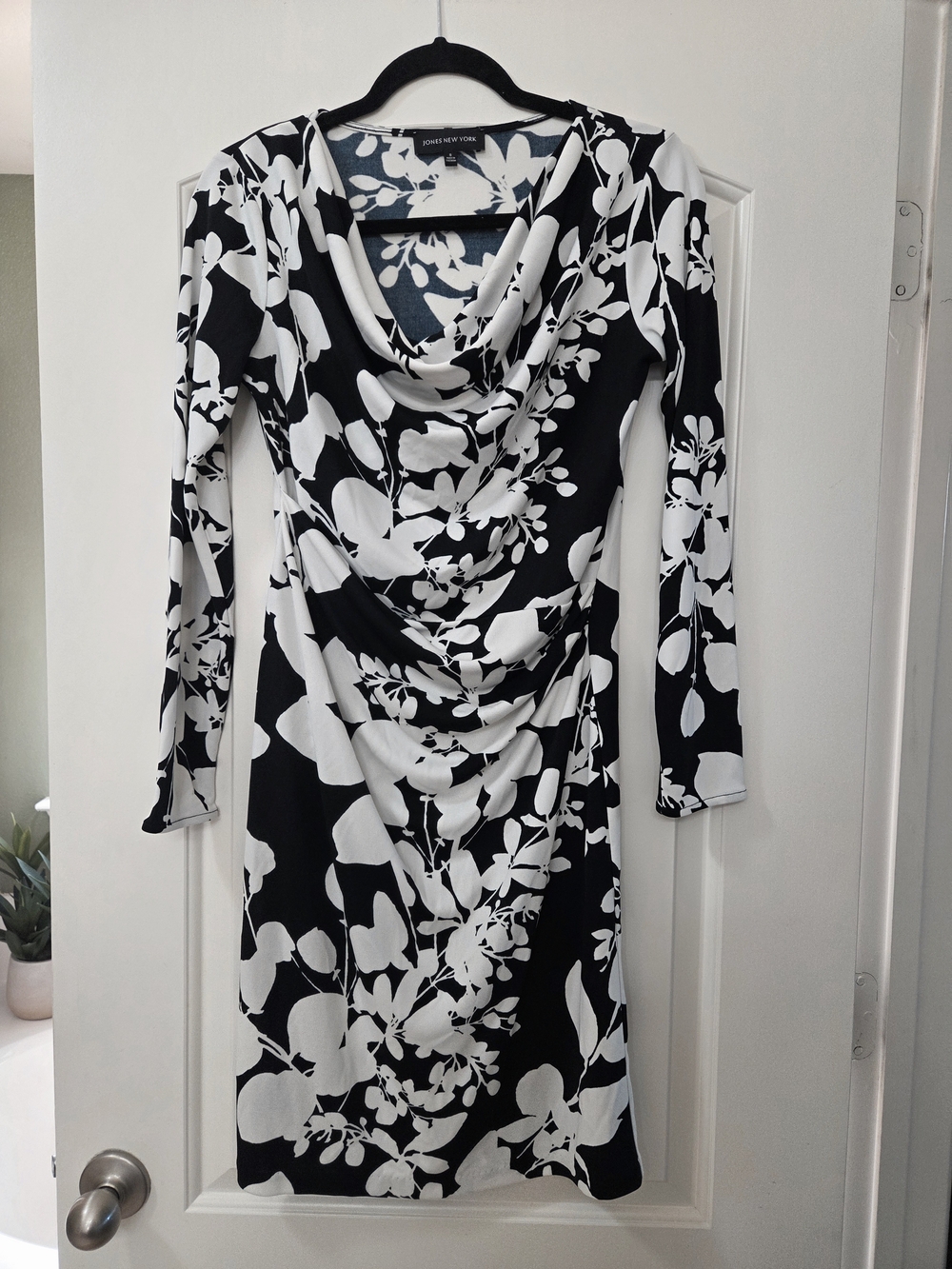 Jones New York Black and White Floral Cowl Neck Long Sleeve Dress